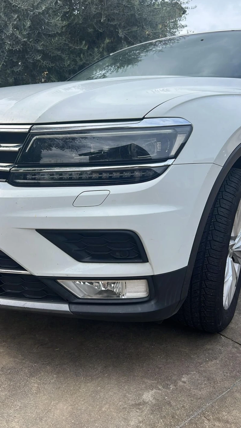 VW Tiguan 2.0 TDI 4MOTION, снимка 4 - Автомобили и джипове - 47701662