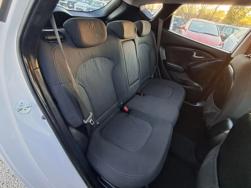 Hyundai IX35 1.7ДИЗЕЛ, НАВИГАЦИЯ, КАМЕРА, 171000км, снимка 12 - Автомобили и джипове - 50114759