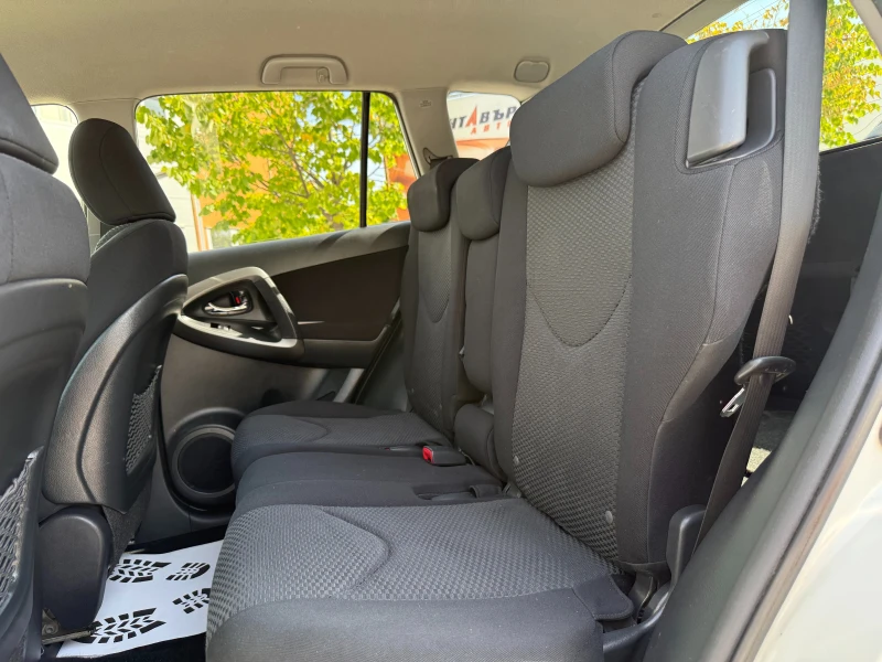 Toyota Rav4 2.2d 150 к.с., снимка 9 - Автомобили и джипове - 51606005