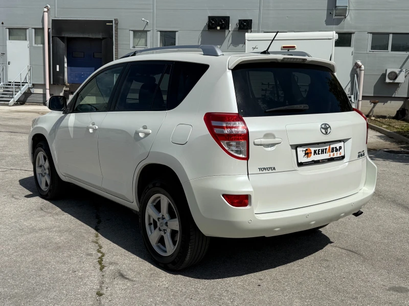 Toyota Rav4 2.2d 150 к.с., снимка 3 - Автомобили и джипове - 51606005
