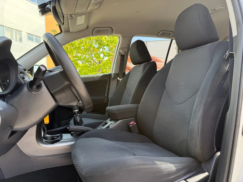 Toyota Rav4 2.2d 150 к.с., снимка 8 - Автомобили и джипове - 51606005