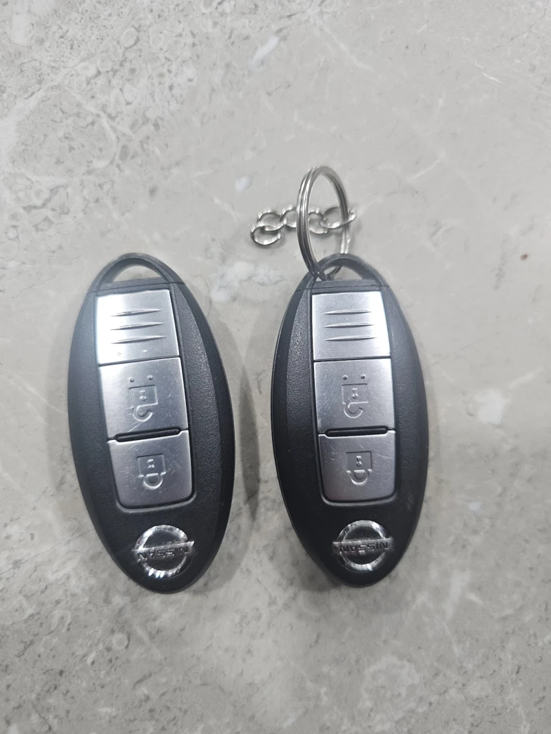 Nissan Juke, снимка 17 - Автомобили и джипове - 52330508