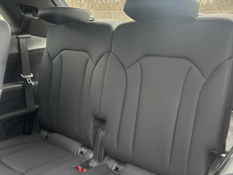 Audi Q7 MATRIX* ПОДГРЕВ* ОБДУХВАНЕ* 360КАМЕРА* LANE* ASSIS, снимка 11 - Автомобили и джипове - 52751439