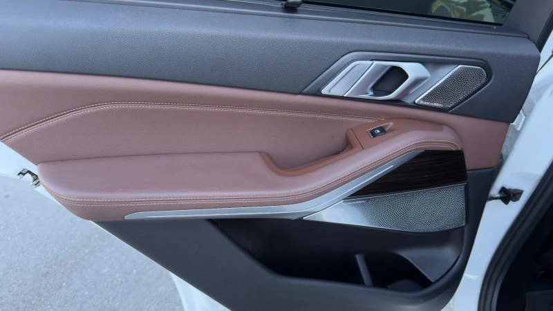 BMW X5 xDrive 40i-M-Sport/Laser/Swarovski/360-Камера, снимка 10 - Автомобили и джипове - 53336584