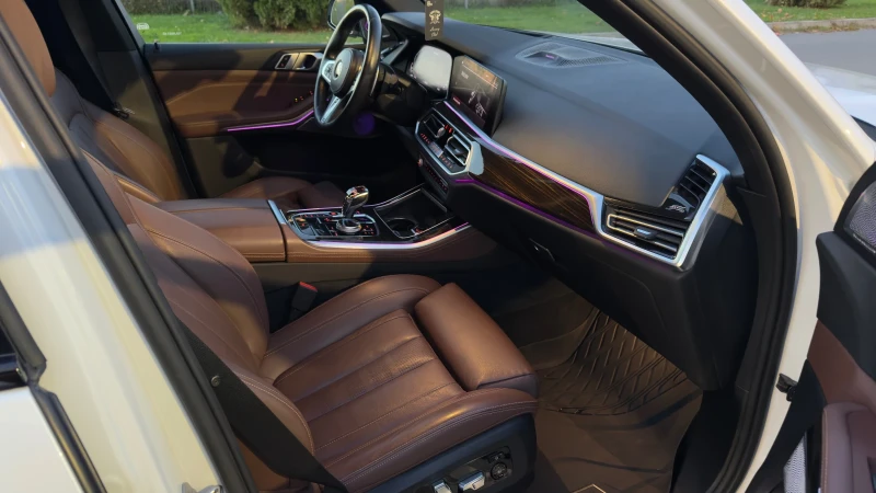 BMW X5 xDrive 40i-M-Sport/Laser/Swarovski/360-Камера, снимка 17 - Автомобили и джипове - 53336584