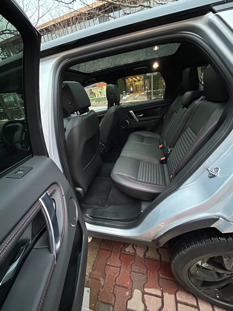 Land Rover Discovery Sport R-Dynamic S / 250 к.с. / 2023 / Реални км, снимка 7 - Автомобили и джипове - 53586063