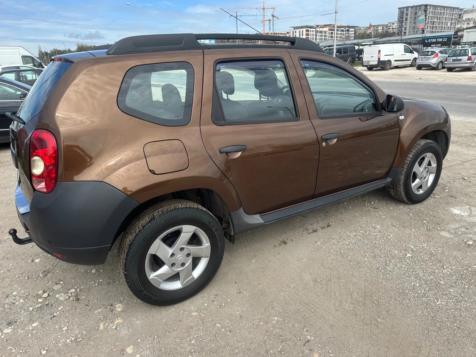 Dacia Duster 1.6 Б/Газ - изображение 6