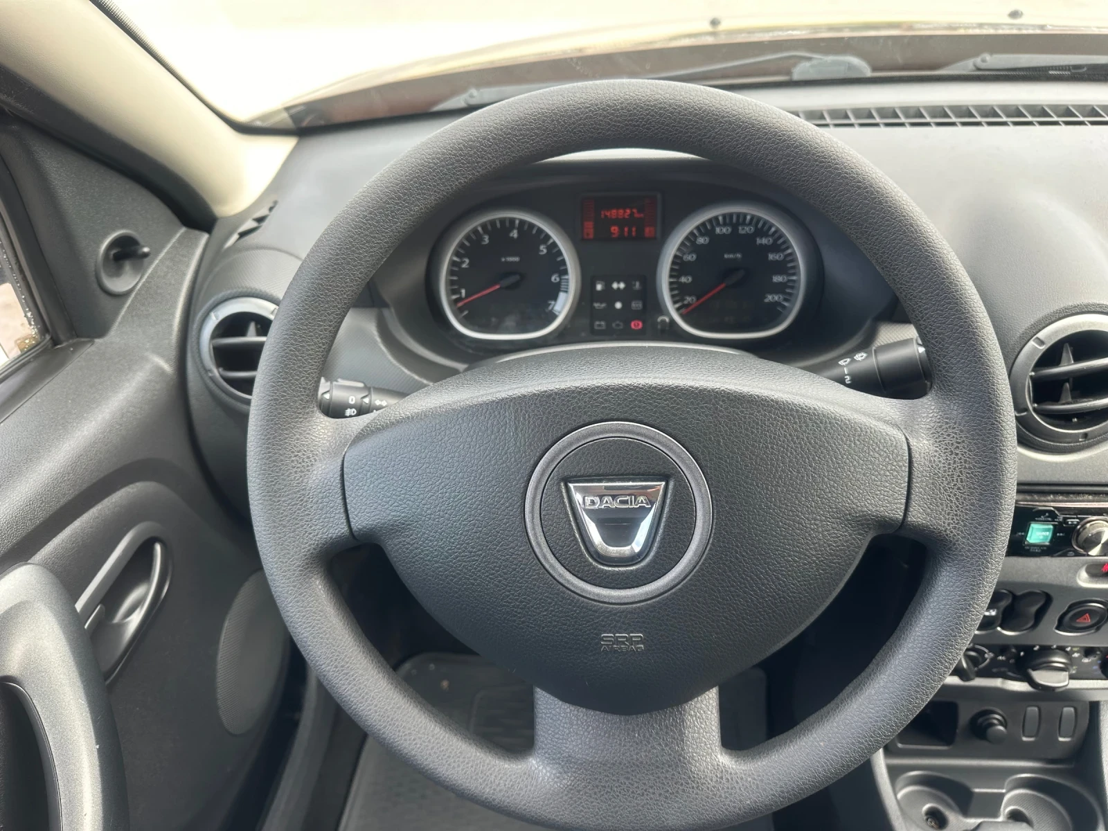 Dacia Duster 1.6 Б/Газ - изображение 10