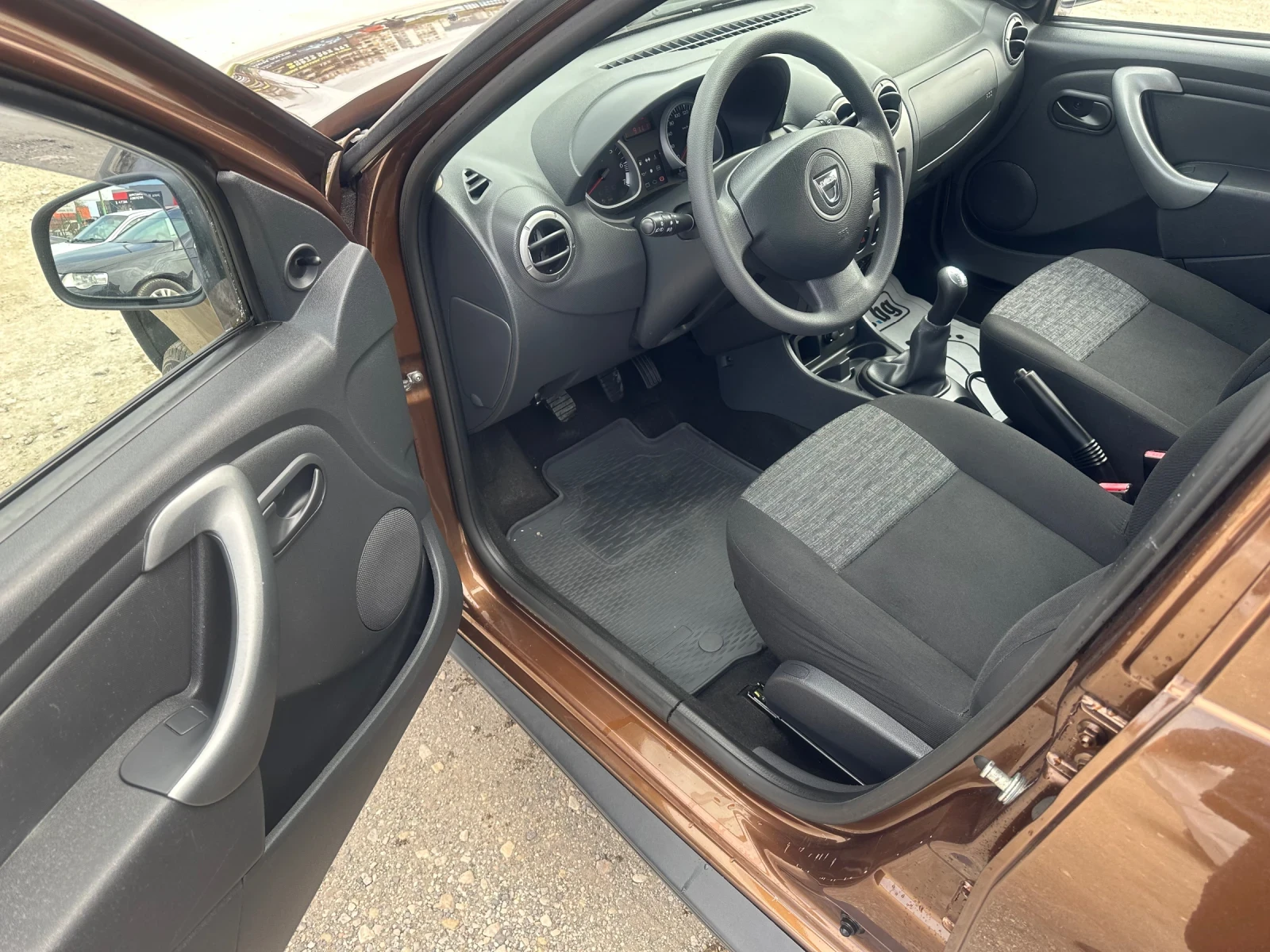Dacia Duster 1.6 Б/Газ - изображение 7
