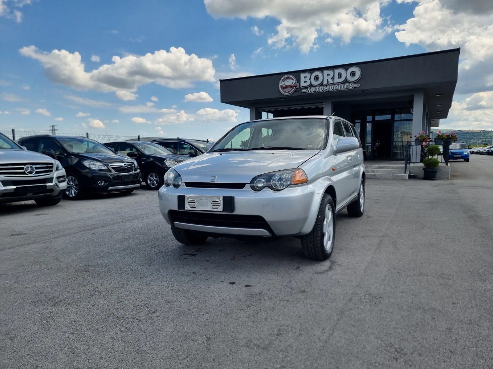 Honda Hr-v 1.6I GAS, снимка 2 - Автомобили и джипове - 50008898