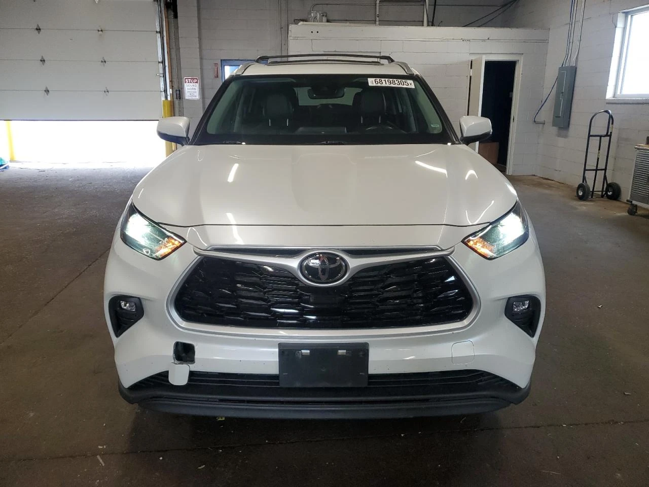 Toyota Highlander XLE/4X4/ПАНОРАМА - изображение 2