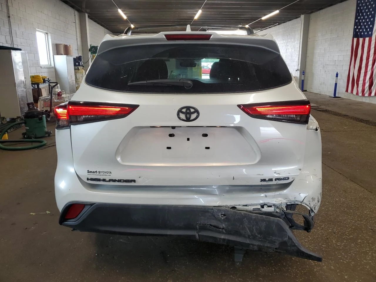 Toyota Highlander XLE/4X4/ПАНОРАМА - изображение 5