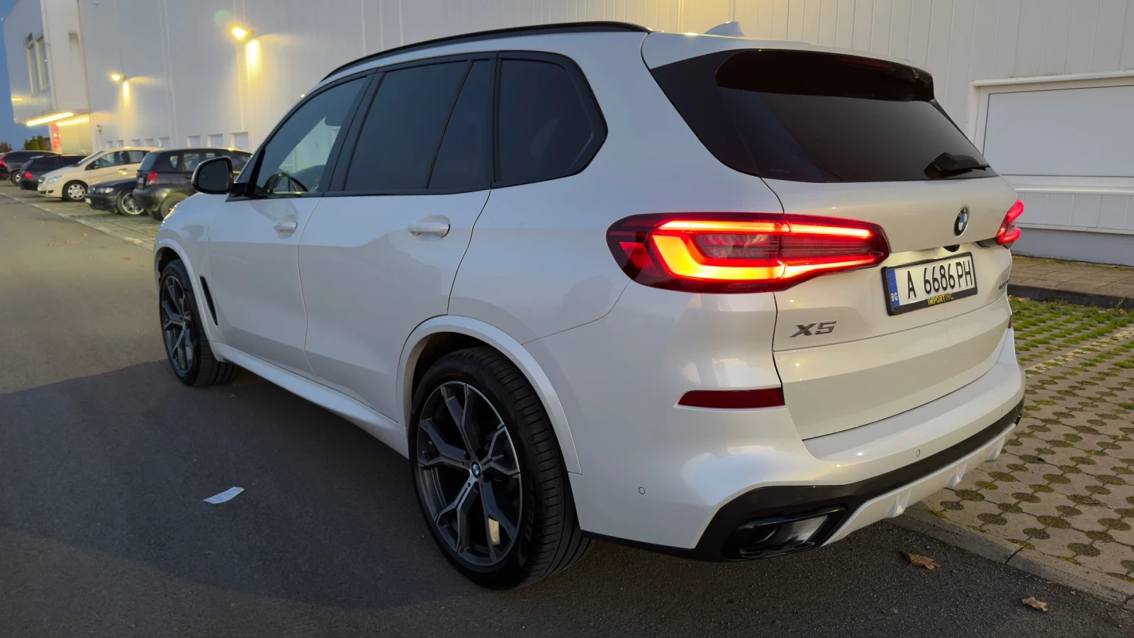 BMW X5 xDrive 40i-M-Sport/Laser/Swarovski/360-Камера - изображение 3