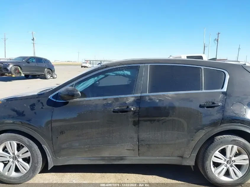 Kia Sportage LX - изображение 7