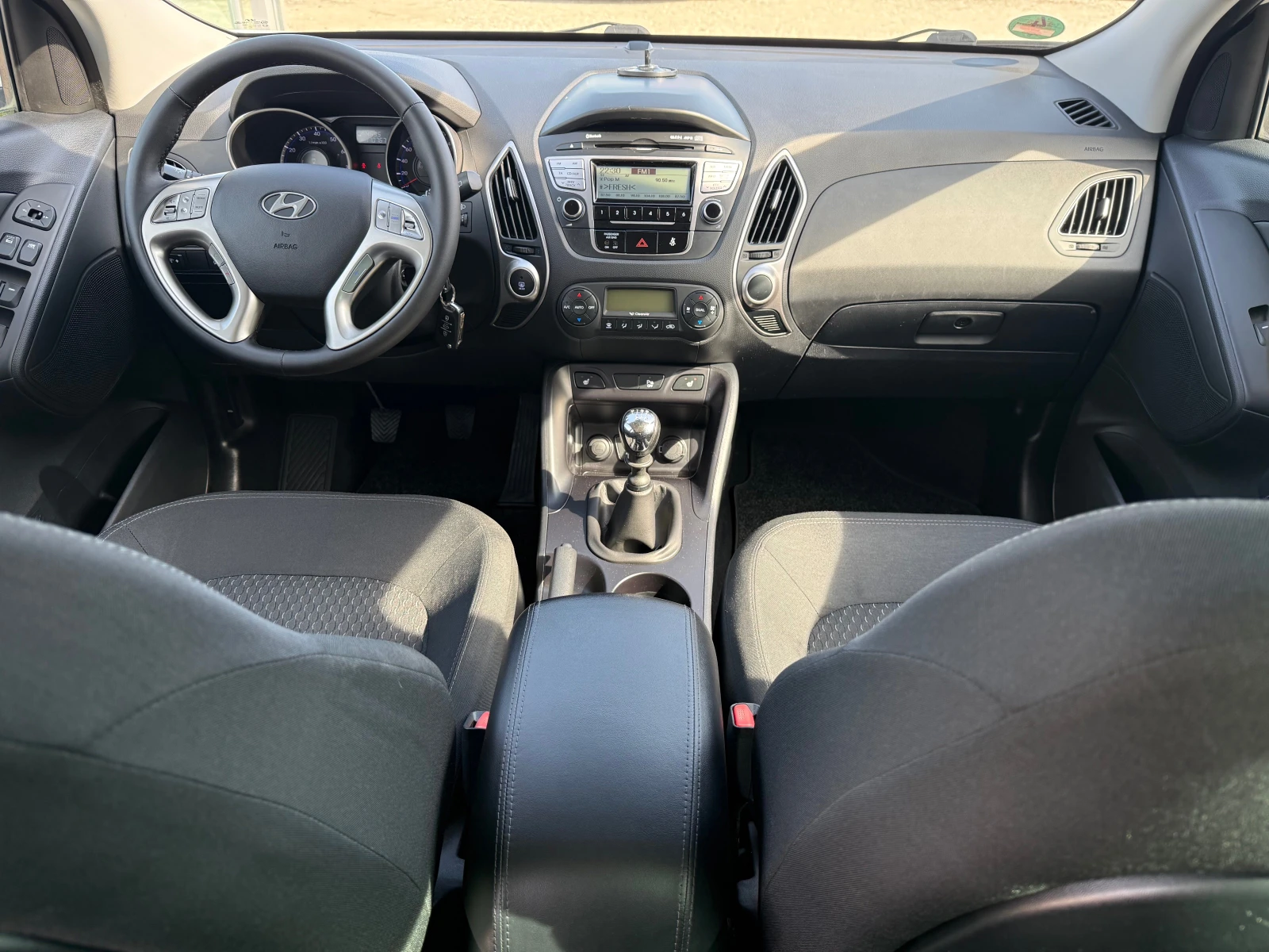 Hyundai IX35 1.6i, 135k, снимка 9 - Автомобили и джипове - 53711687