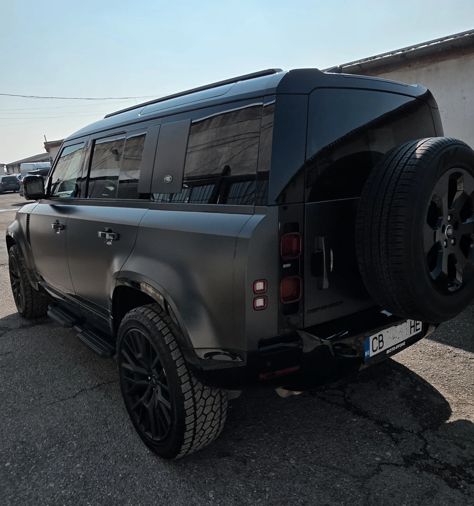 Land Rover Defender X-DYNAMIC HSE 3.0D, снимка 12 - Автомобили и джипове - 53738280