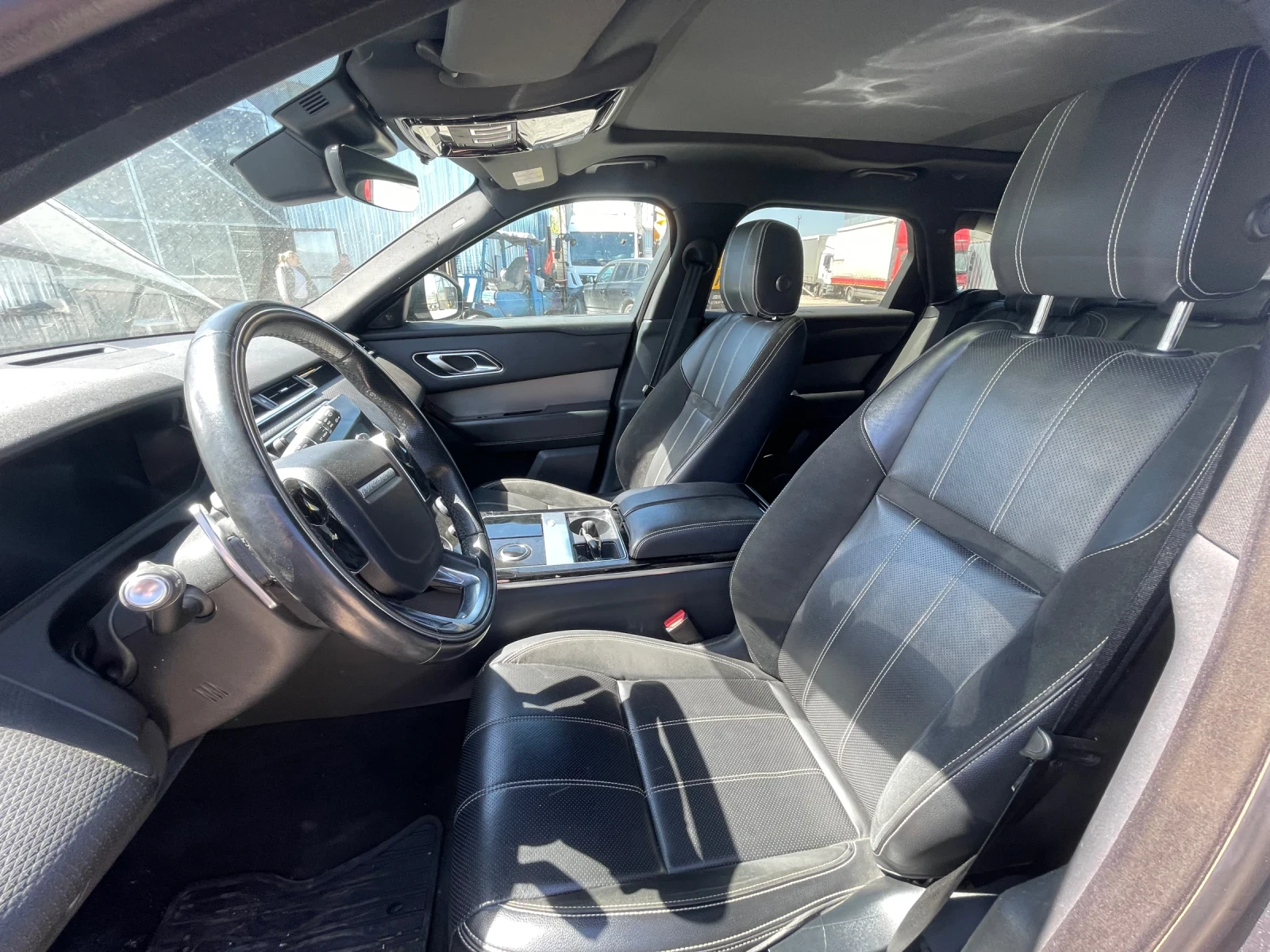 Land Rover Range Rover Velar  R-dynamic, снимка 10 - Автомобили и джипове - 54330267