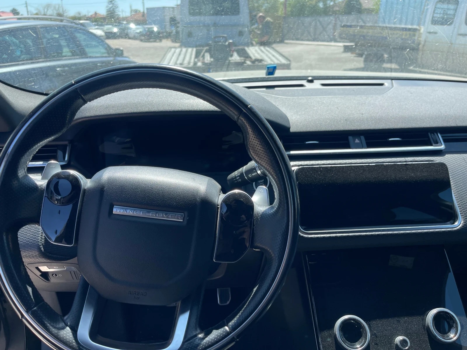 Land Rover Range Rover Velar  R-dynamic, снимка 8 - Автомобили и джипове - 54330267