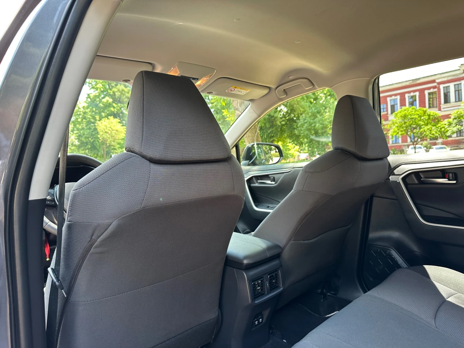 Toyota Rav4 2.5 Hybrid, Automatic , снимка 13 - Автомобили и джипове - 54693486