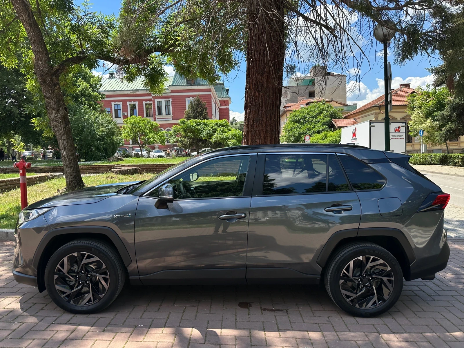 Toyota Rav4 2.5 Hybrid, Automatic , снимка 3 - Автомобили и джипове - 54693486