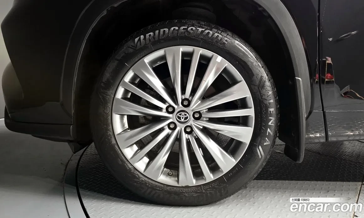 Toyota Highlander PLATINUM LUXURY/360CAM/HEAD UP/PANO, снимка 5 - Автомобили и джипове - 54999695