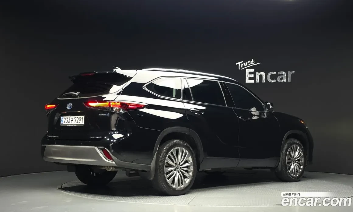 Toyota Highlander PLATINUM LUXURY/360CAM/HEAD UP/PANO, снимка 2 - Автомобили и джипове - 54999695