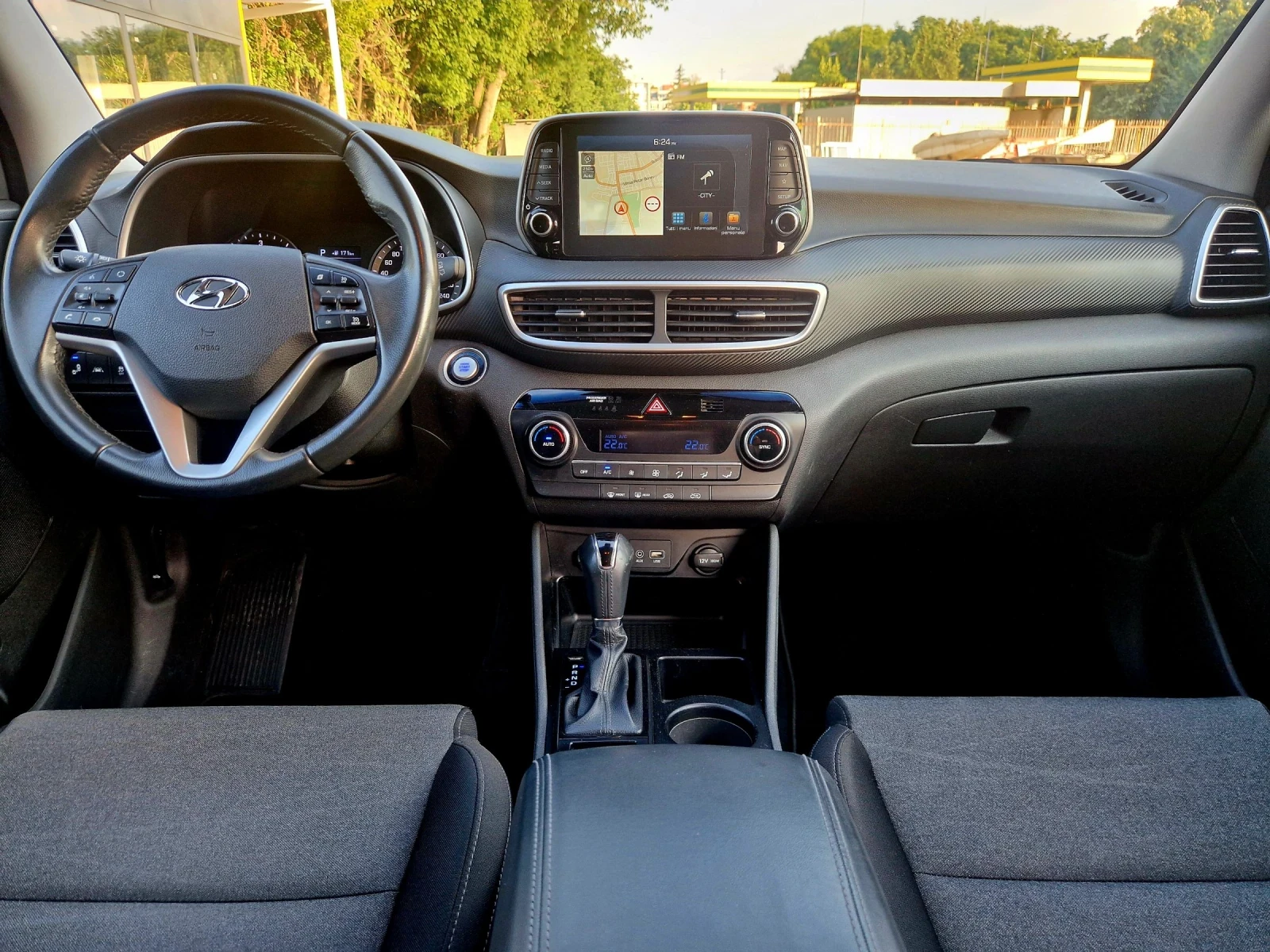 Hyundai Tucson 1.6 CRDI Xprime ISG 2WD, снимка 14 - Автомобили и джипове - 55334348