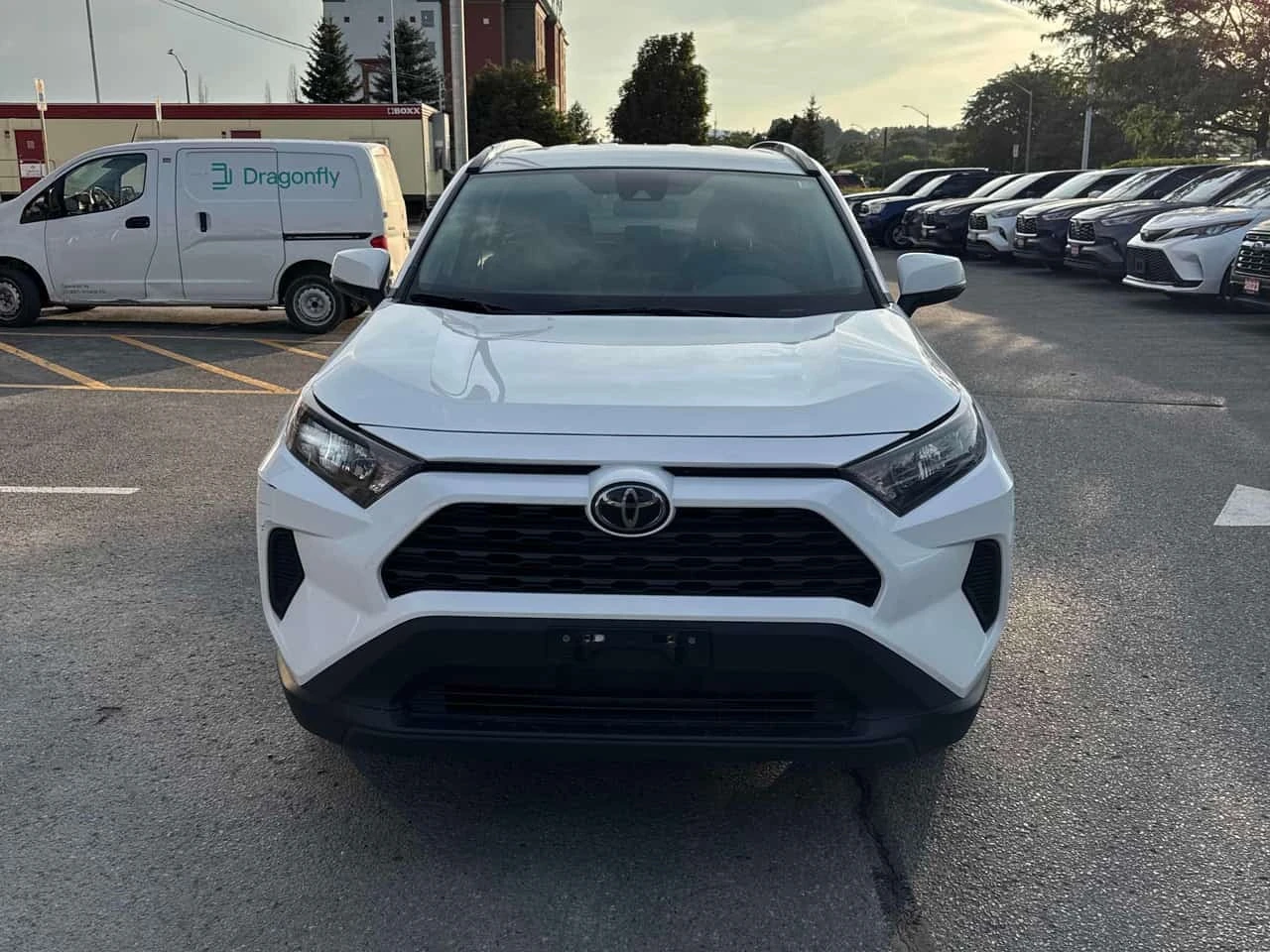 Toyota Rav4 * LE AWD * ГЛАВНО ПРЕДСТАВИТЕЛСТВО НА TOYOTA* , снимка 2 - Автомобили и джипове - 55737199