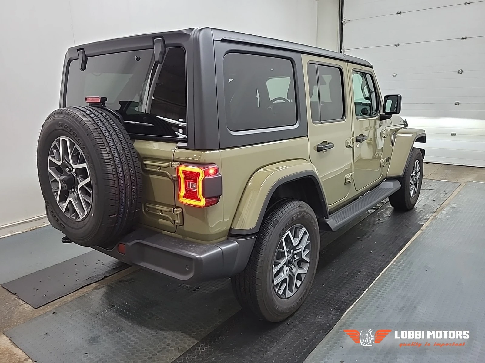 Jeep Wrangler, снимка 3 - Автомобили и джипове - 56069237