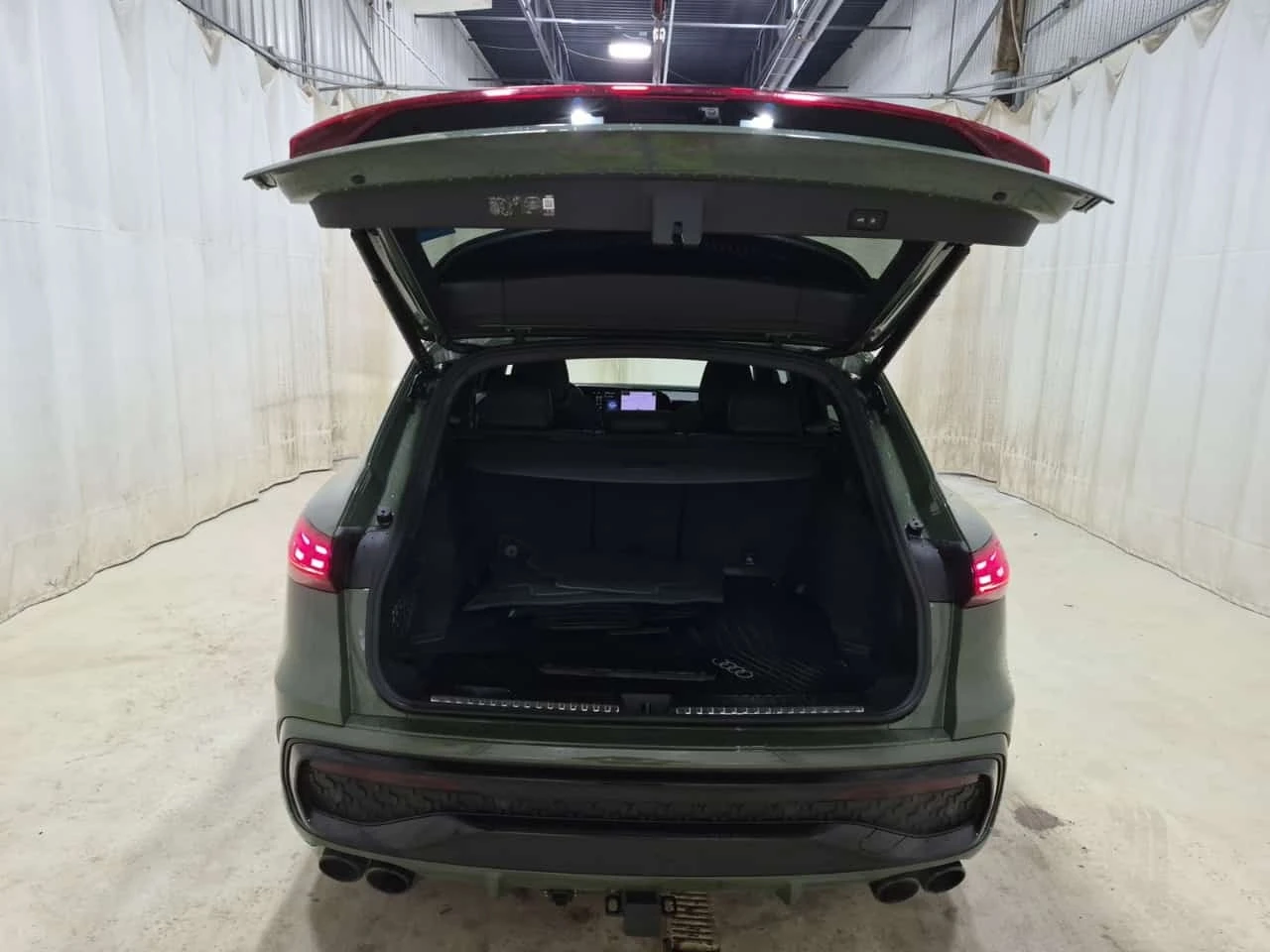Audi SQ5 * PROGRESSIV * АВТОКРЕДИТ* , снимка 14 - Автомобили и джипове - 56295163