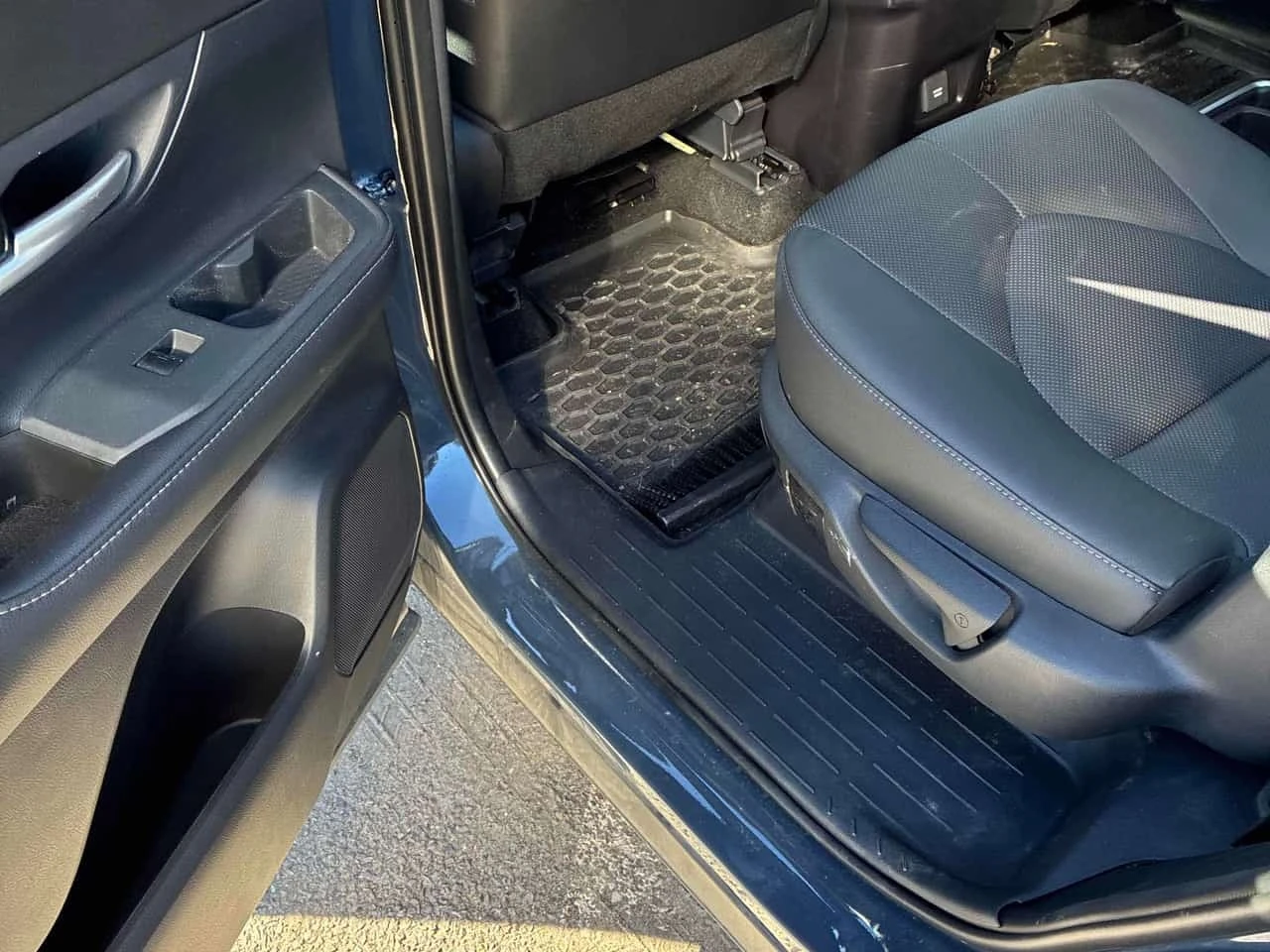 Toyota Highlander * Hybrid * CARFAX * ����� �� ����������� | Mobile.bg � ����������� 14