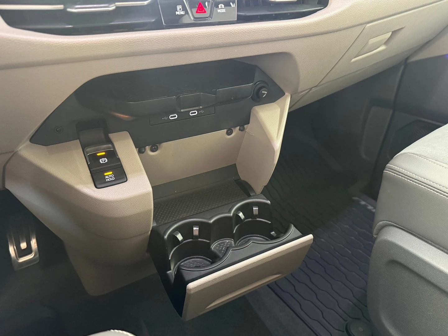 VW Multivan Style L 1.4 eHybrid - изображение 8