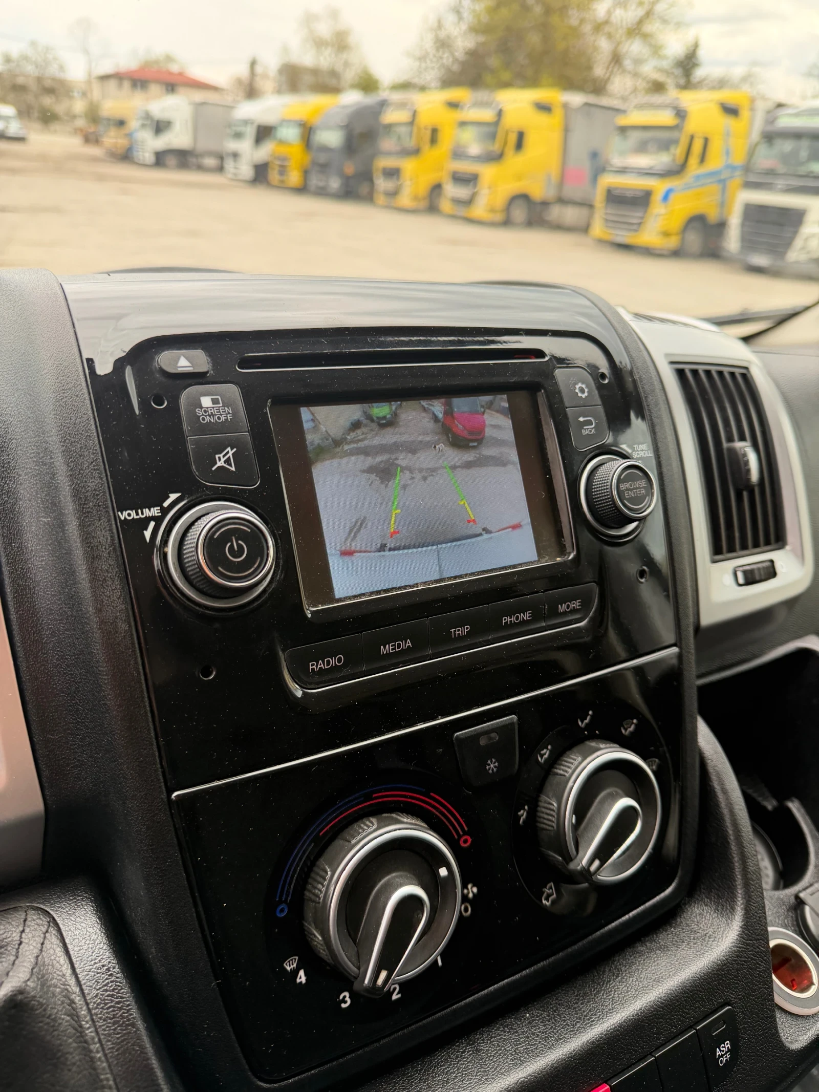 Fiat Ducato 2.3 multijet, снимка 15 - Бусове и автобуси - 54390939