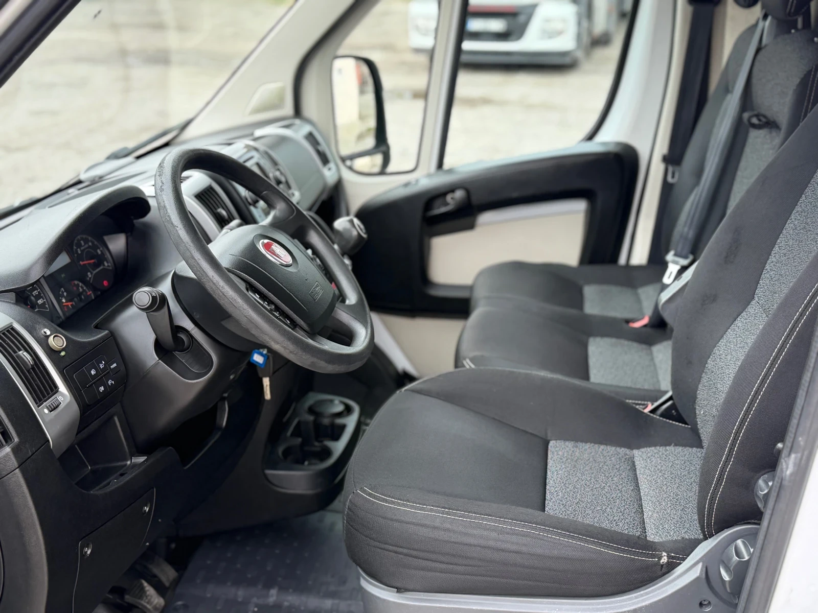 Fiat Ducato 2.3 multijet, снимка 11 - Бусове и автобуси - 54390939