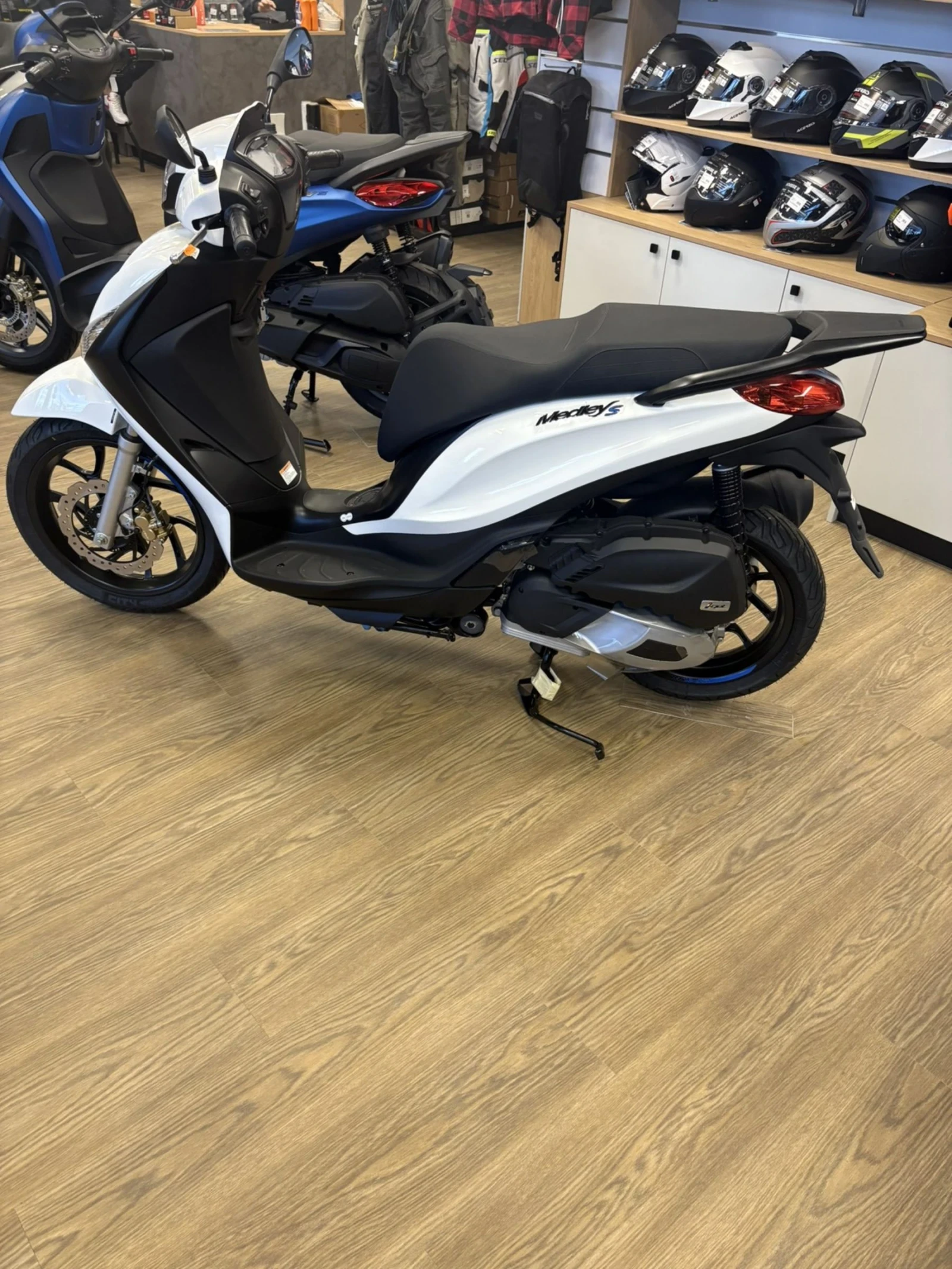 Piaggio Medley Medley S200   нов - изображение 3