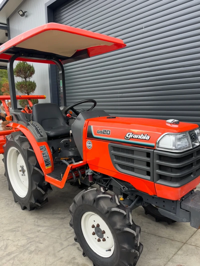 Трактор Kubota GB20 380мч. КАТО НОВ!, снимка 4 - Селскостопанска техника - 52192060