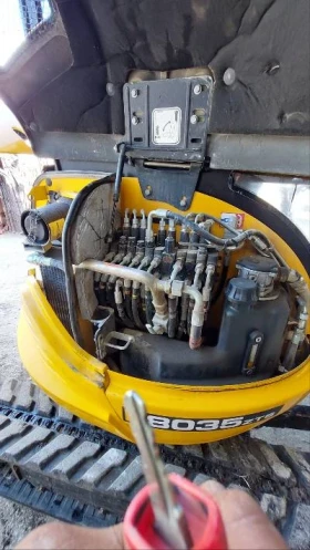 Багер JCB 8035ZTS, снимка 14