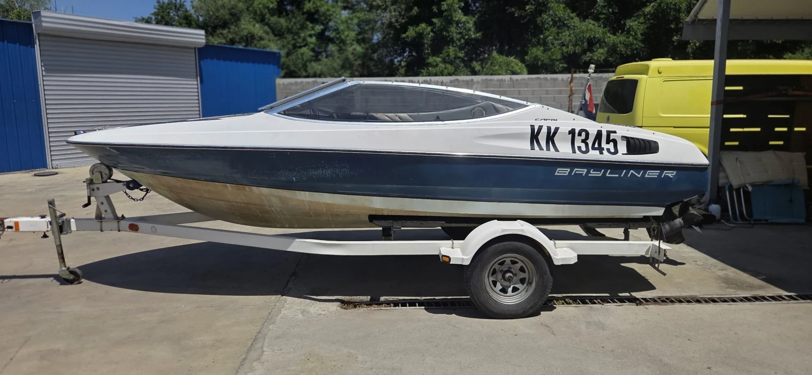 Лодка Bayliner Capri 1850 - изображение 7