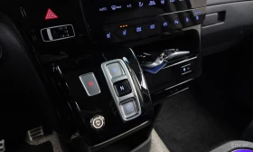 Hyundai Staria L 3.5 LOUNGE* LPG* 7 SEATER* МОНИТОРИ* ОБДУХ* 360*, снимка 9
