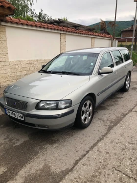 Обява за продажба на Volvo V70 ~3 000 лв. - изображение 1