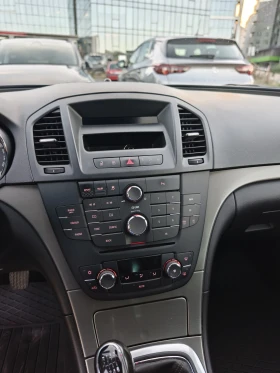 Opel Insignia 2.0 CDTI Sports tourer 4x4, снимка 9
