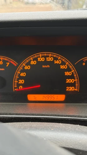 Honda Fr-v 1.7i - 2500 € / 4889.57 лв. - 48086203 2