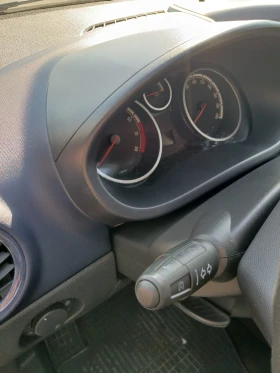 Opel Corsa 1.4 - 3000 € / 5867.49 лв. - 80830700 12
