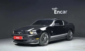 ������ Ford Mustang