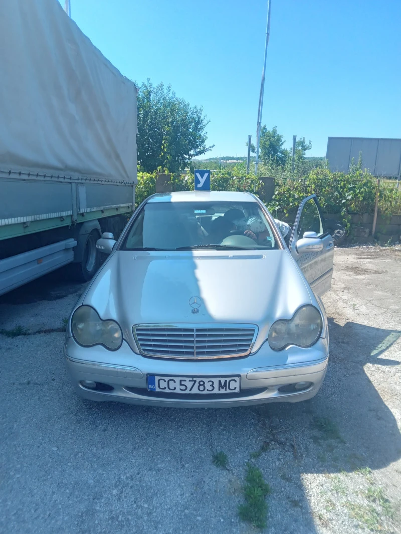 Mercedes-Benz C 200 С  200, снимка 6 - Автомобили и джипове - 47111503