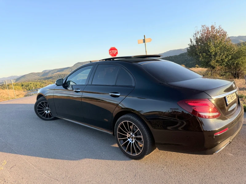 Mercedes-Benz E 220 W213, снимка 2 - Автомобили и джипове - 52129675