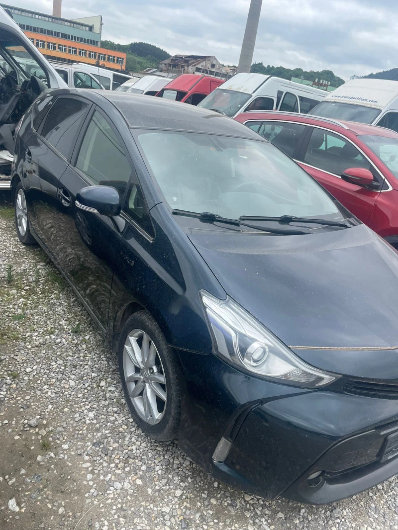 Toyota Prius plus 1.8 hybrid 7места газ!, снимка 3 - Автомобили и джипове - 45812738