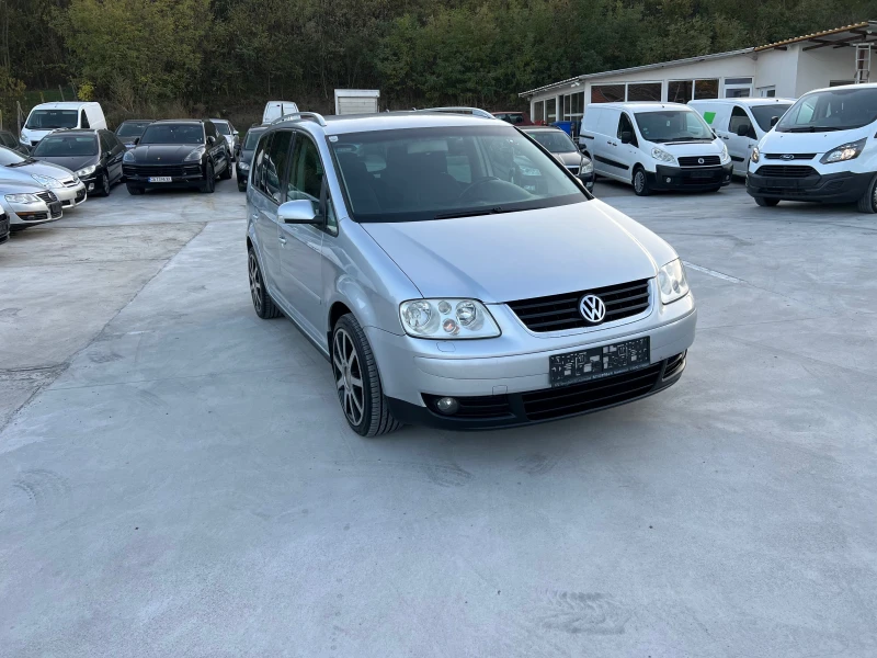 VW Touran * DSG* , снимка 7 - Автомобили и джипове - 47757881