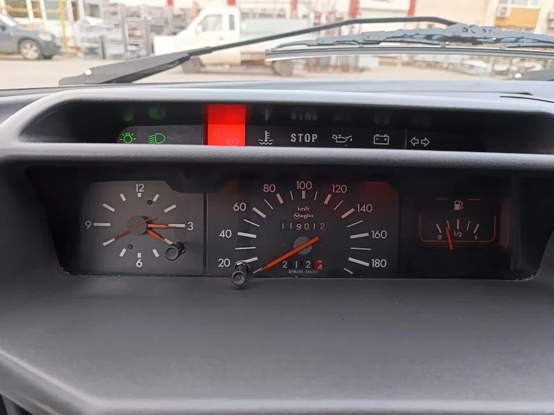 Peugeot 205  1.4 75кс. Green, снимка 14 - Автомобили и джипове - 48226879