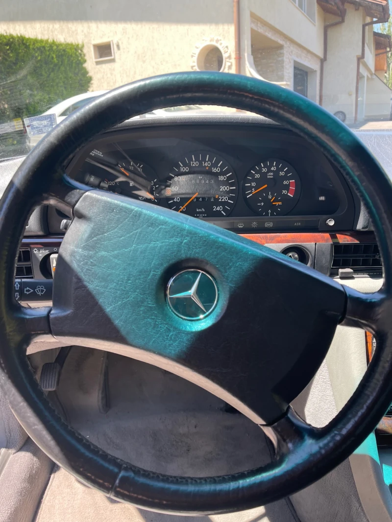Mercedes-Benz 500 SEC, снимка 9 - Автомобили и джипове - 51794646